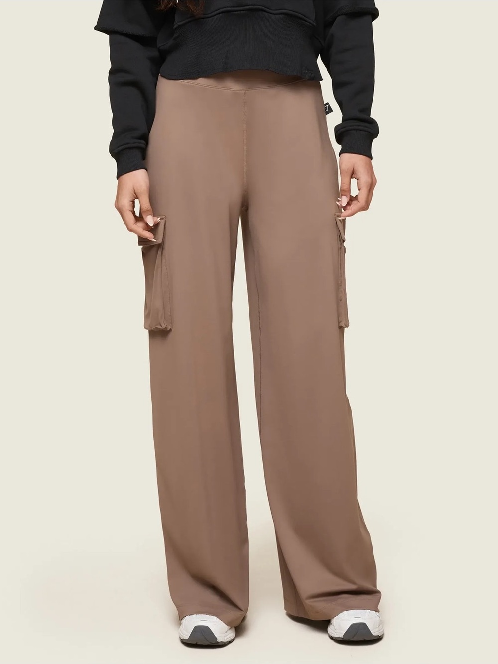 Gymshark GS x Leana Deeb Flared Pants in Soul Brown - Small - NWOT
